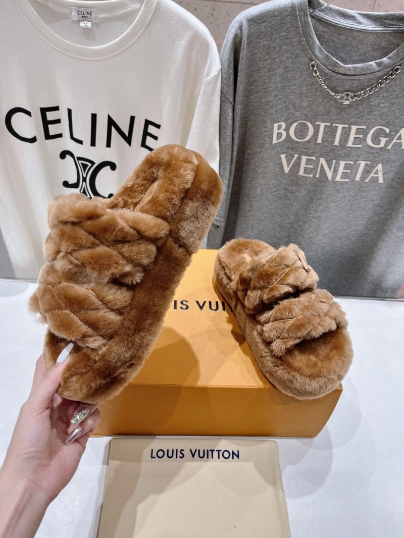 Louis Vuitton Slippers